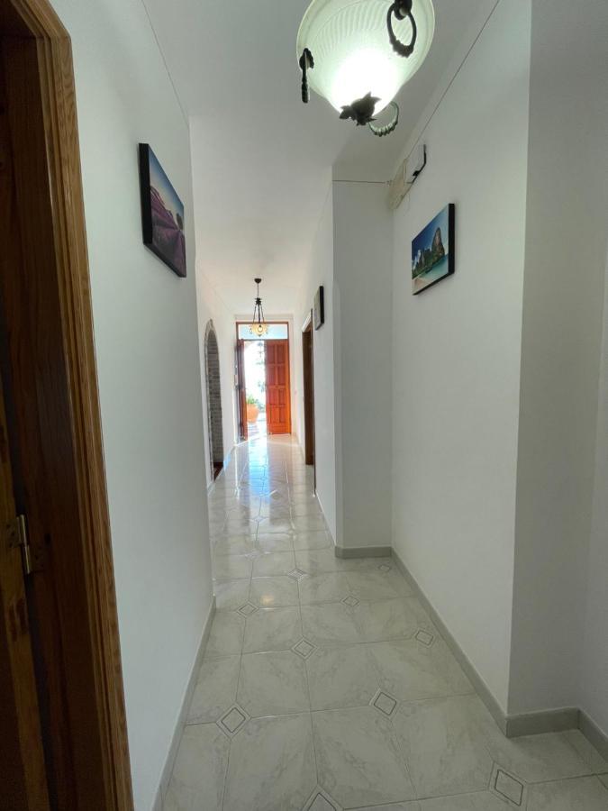 Loren House, Relaxing Location With Seaview มัสซาลูเบรนเซ ภายนอก รูปภาพ